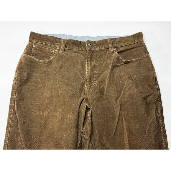 L.L. Bean Men's Natural Fit Straight Leg Brown Corduroy Pants - Size 35x29 - Picture 3 of 5